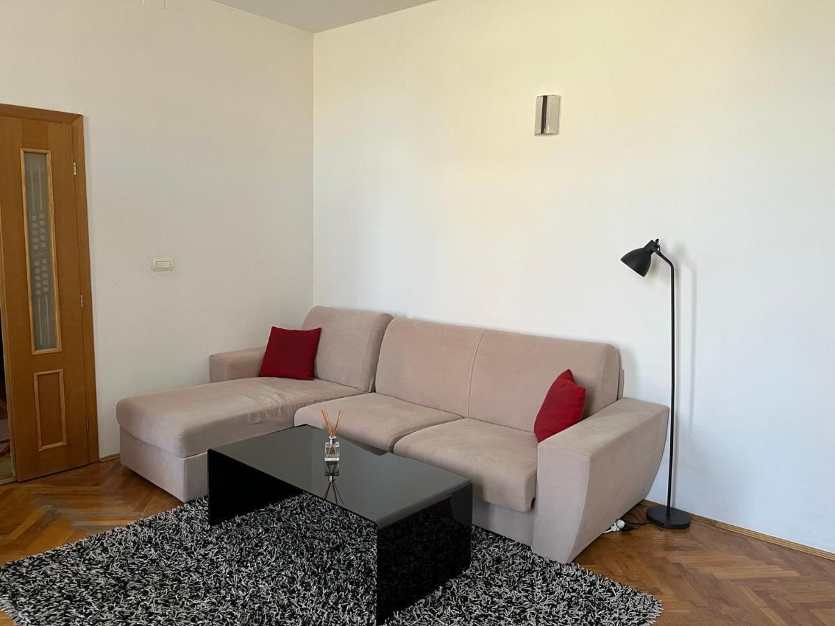 Schei Apartment 2 Brasov Bagian luar foto