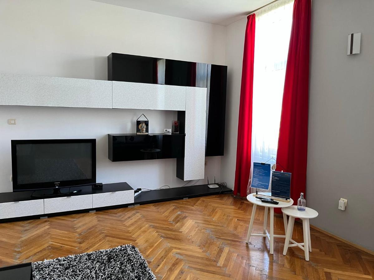 Schei Apartment 2 Brasov Bagian luar foto