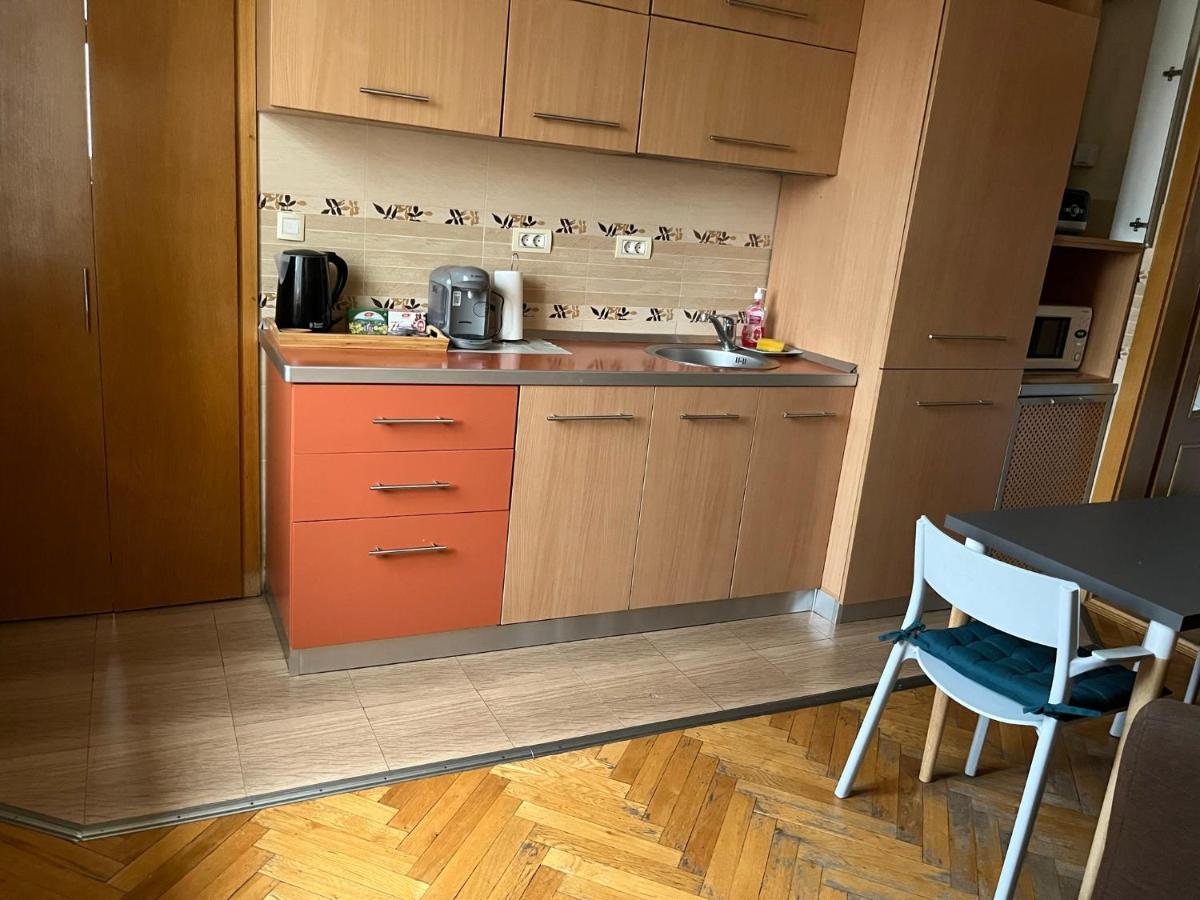 Schei Apartment 2 Brasov Bagian luar foto