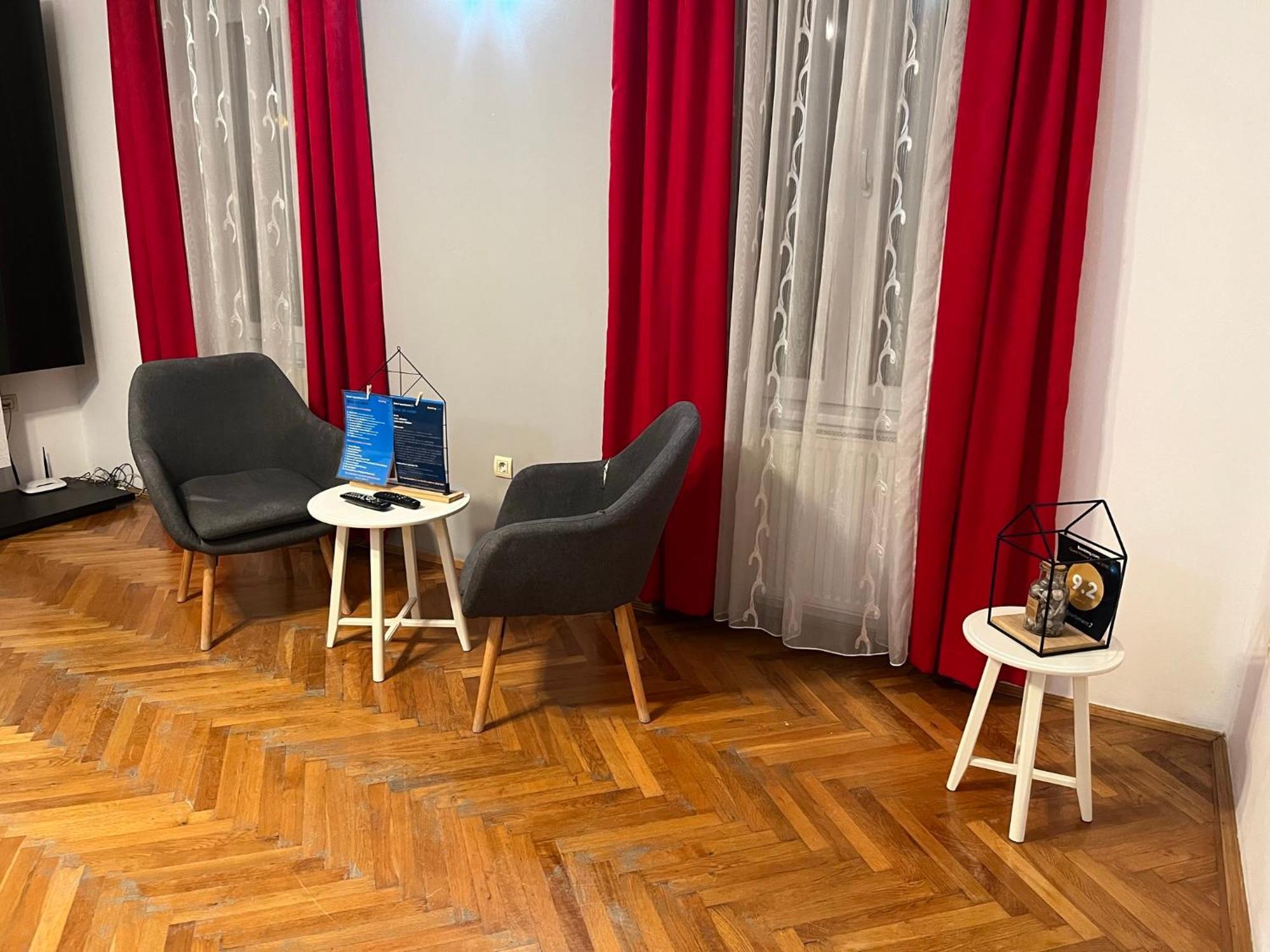 Schei Apartment 2 Brasov Bagian luar foto
